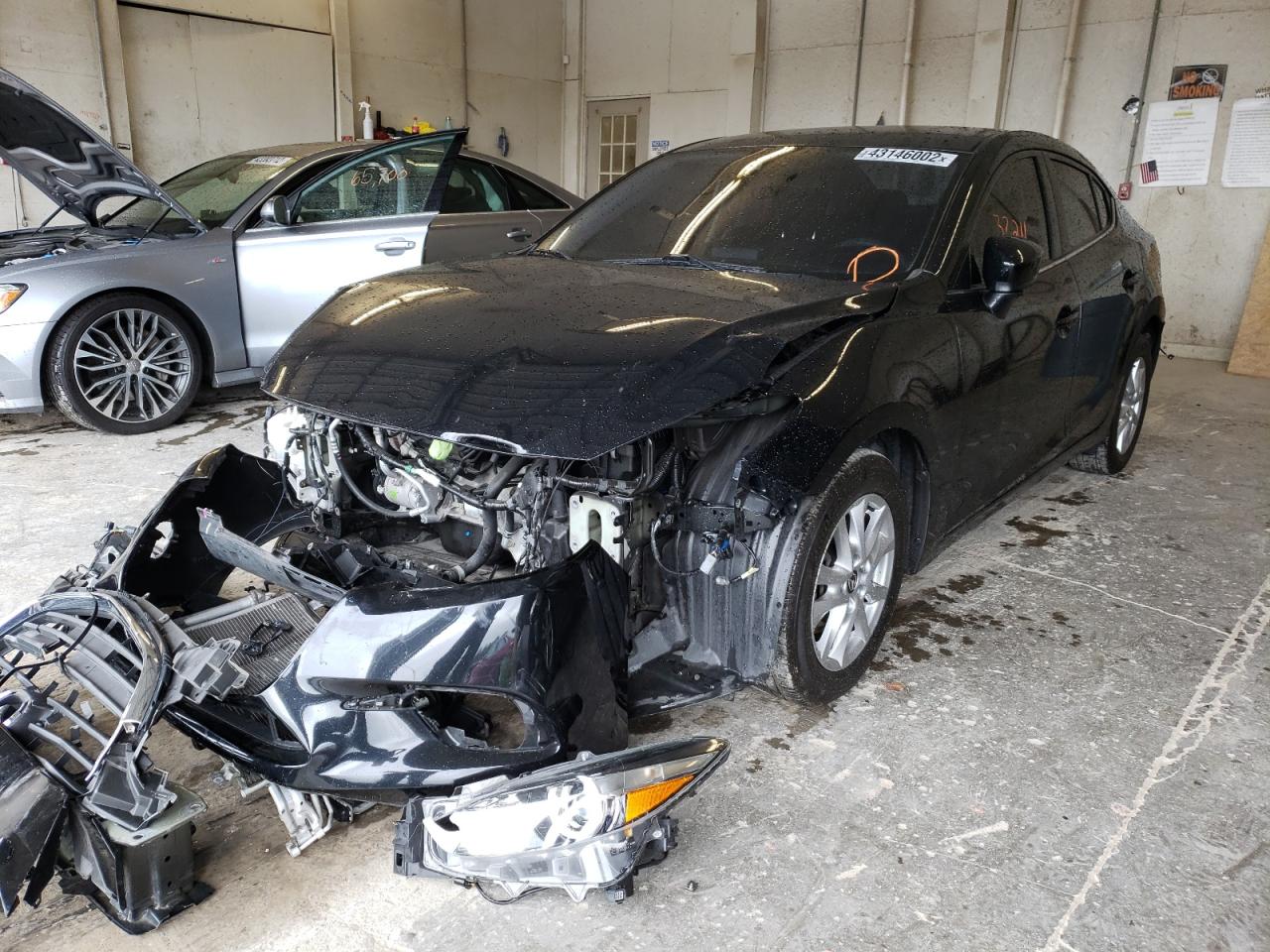 Photo 2 from auction – 2018 MAZDA 3 SPORT with VIN 3MZBN1U74JM165617