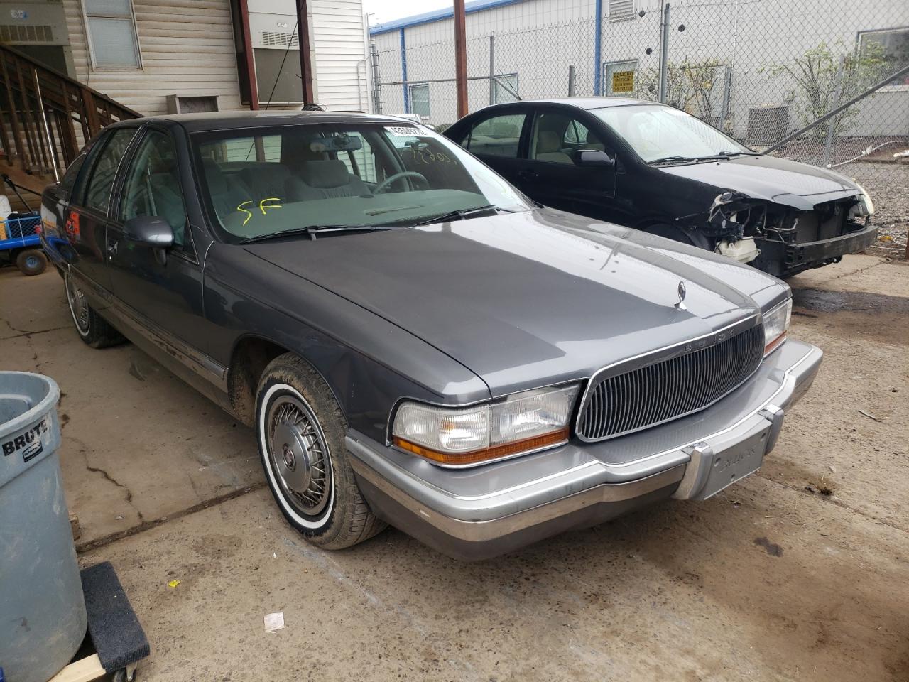 BUICK ROADMASTER 1993 with VIN 1G4BN5375PR408124 - Photo from auction