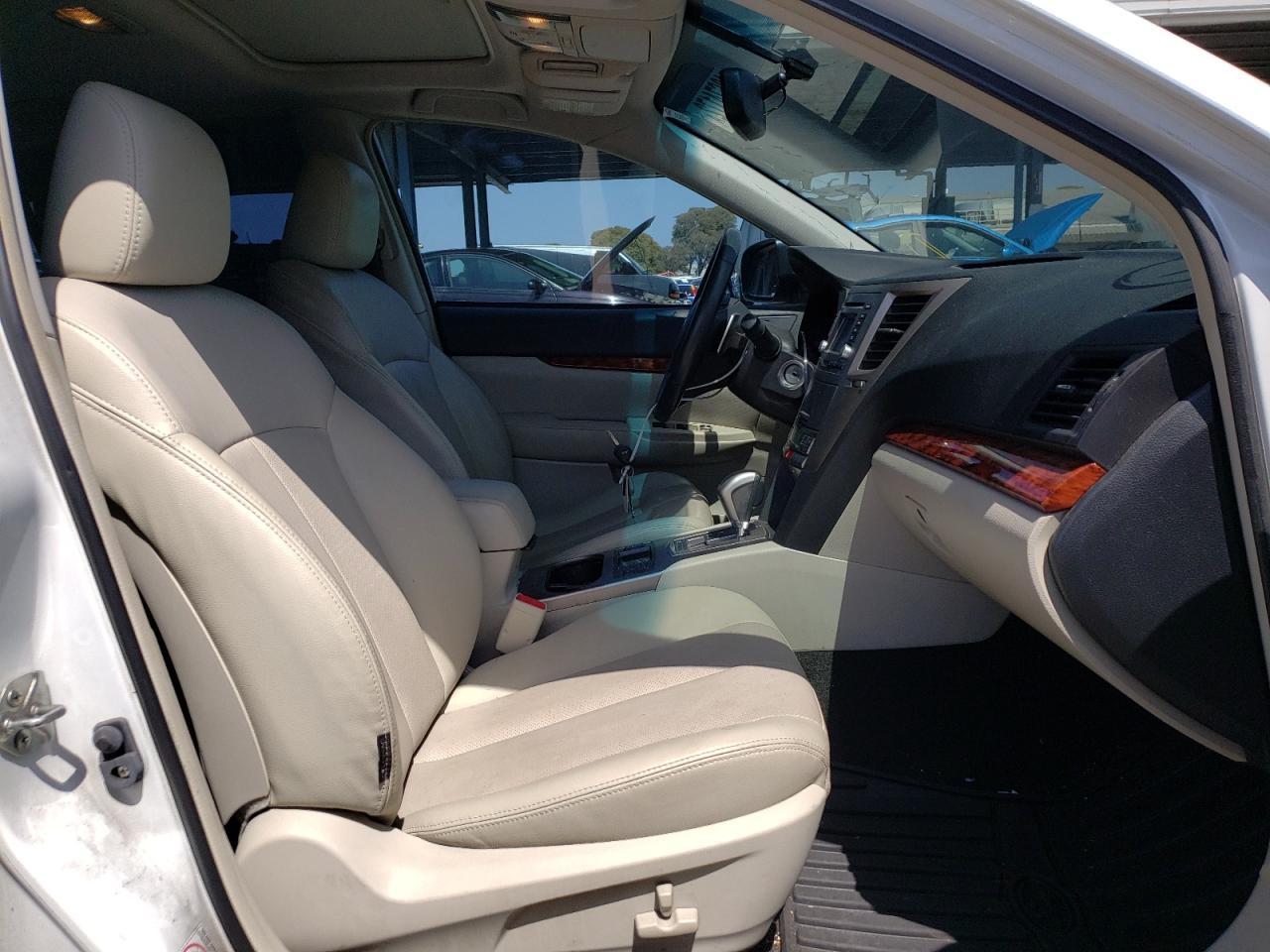 Photo 5 from auction – 2012 SUBARU LEGACY 2.5 with VIN 4S3BMBK63C3005156