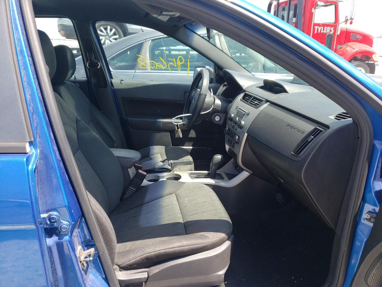 Photo 5 from auction – 2010 FORD FOCUS SE with VIN 1FAHP3FN4AW193809