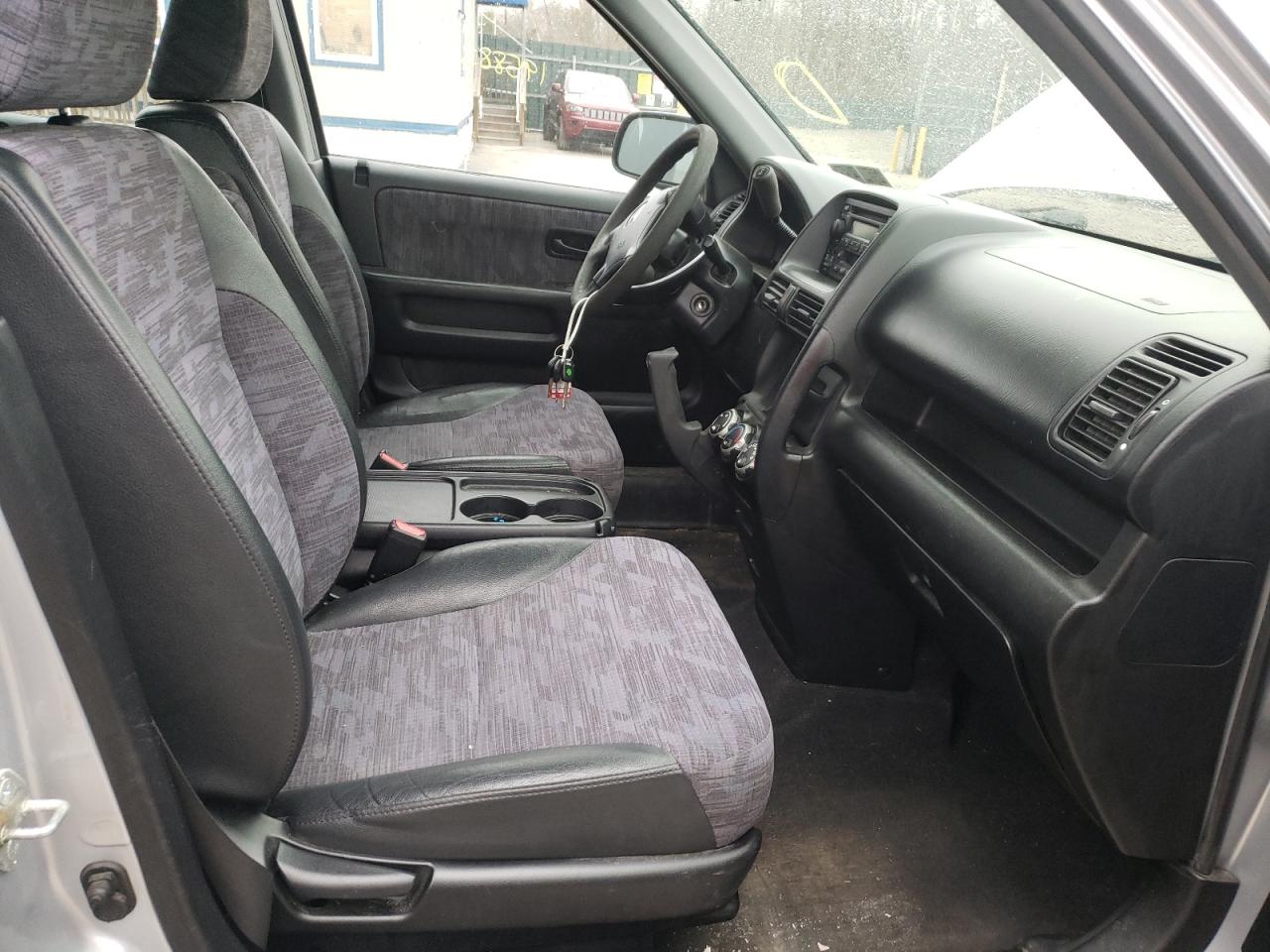 Photo 5 from auction – 2003 HONDA CR-V LX with VIN JHLRD68473C012030