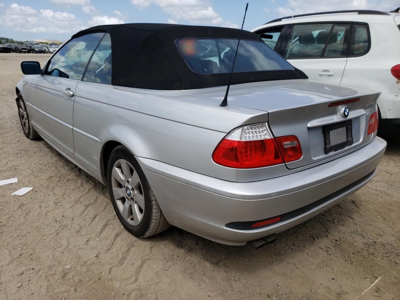 Photo 3 from auction – 2005 BMW 325 CI with VIN WBABW33435PL36826
