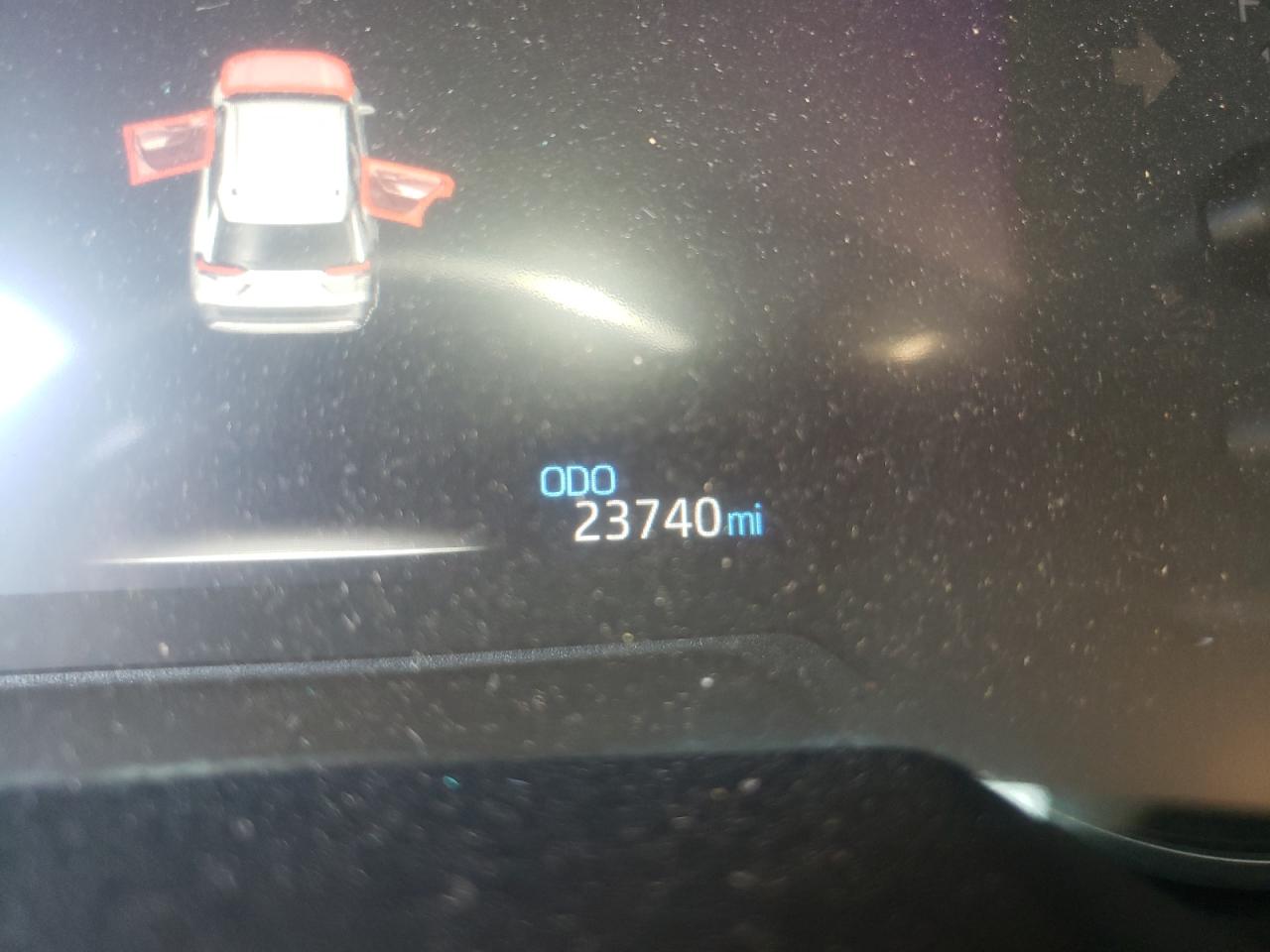 Photo 8 from auction – 2019 TOYOTA RAV4 XSE with VIN JTMEWRFV2KD517727