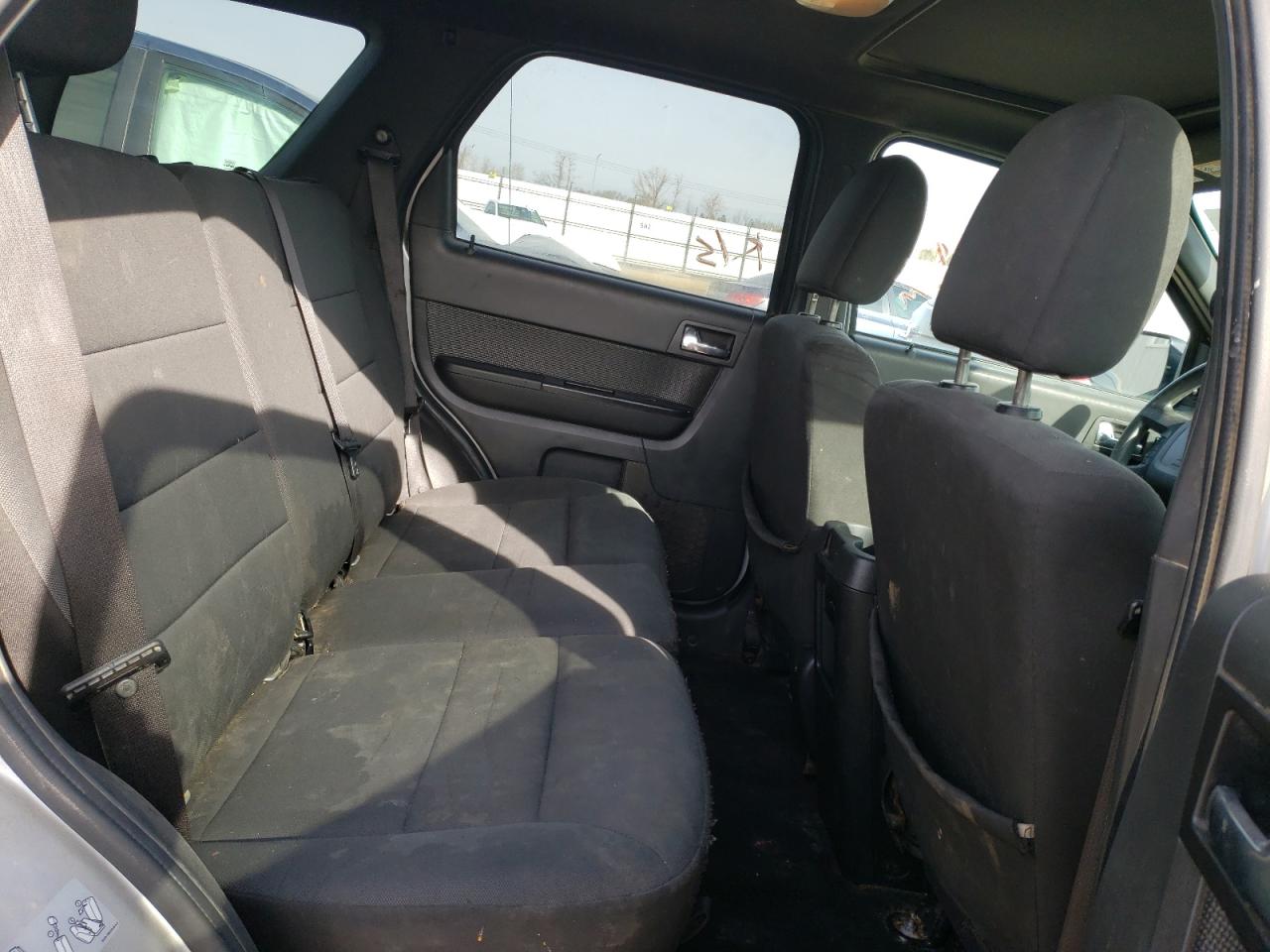 Photo 6 from auction – 2010 FORD ESCAPE XLT with VIN 1FMCU9DG2AKC98727