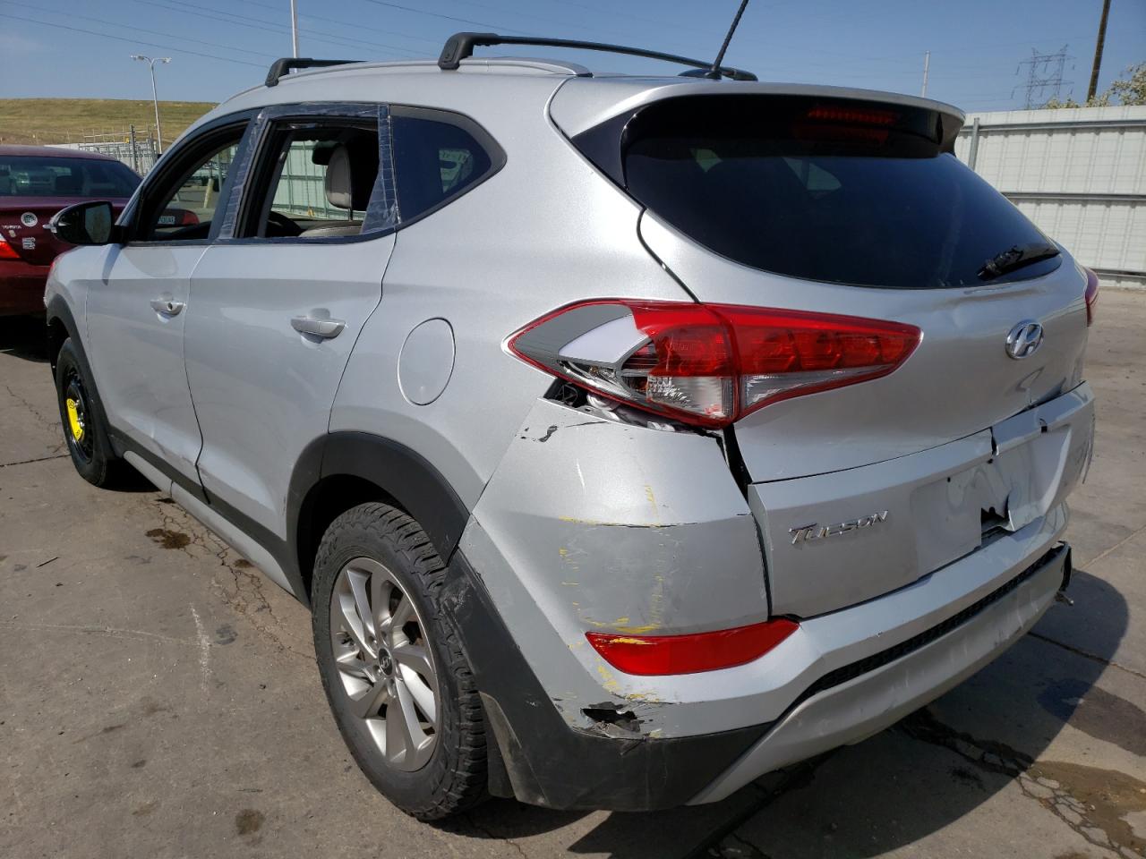 Photo 3 from auction – 2017 HYUNDAI TUCSON LIM with VIN KM8J3CA23HU459133