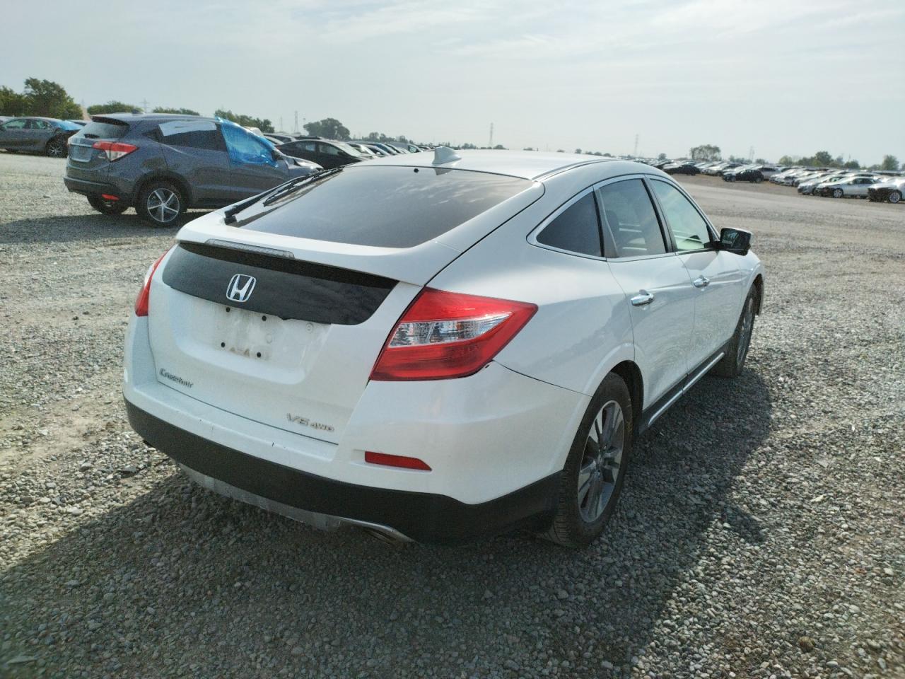 Photo 4 from auction – 2013 HONDA CROSSTOUR with VIN 5J6TF2H51DL003379