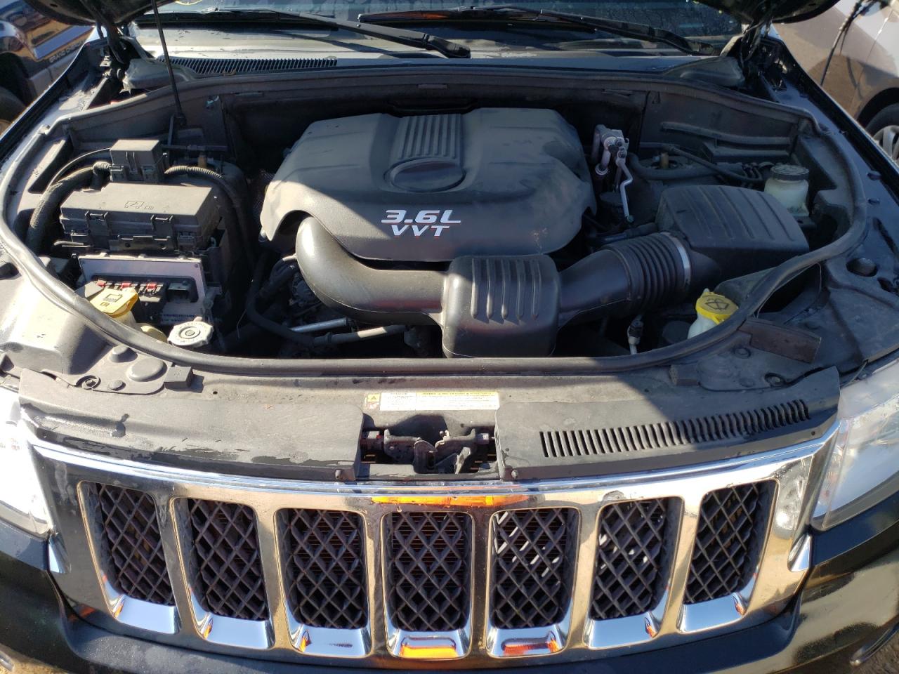Photo 10 from auction – 2012 JEEP GRAND CHER with VIN 1C4RJFCG0CC134414