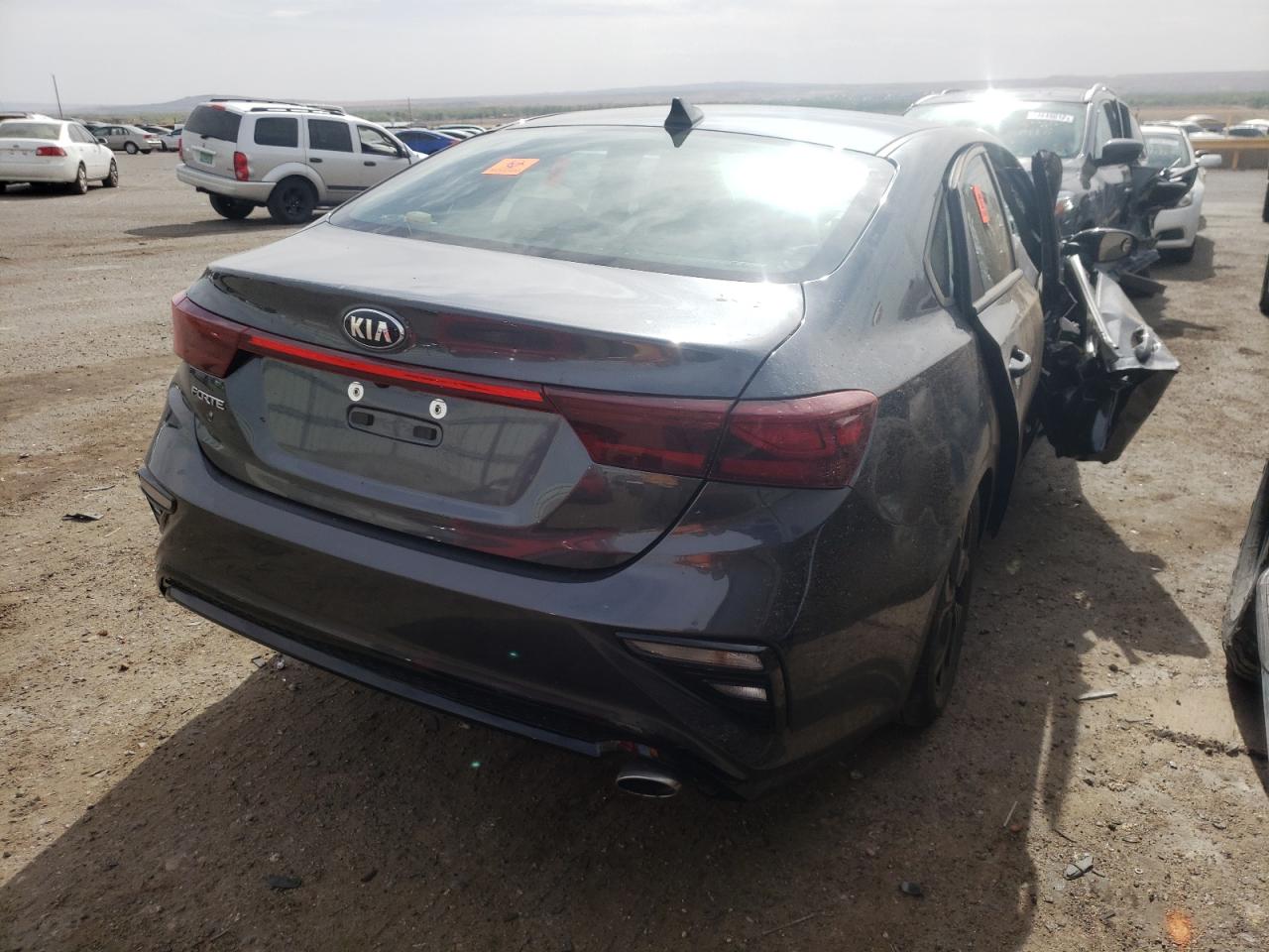 Photo 4 from auction – 2020 KIA FORTE FE with VIN 3KPF24AD5LE140862