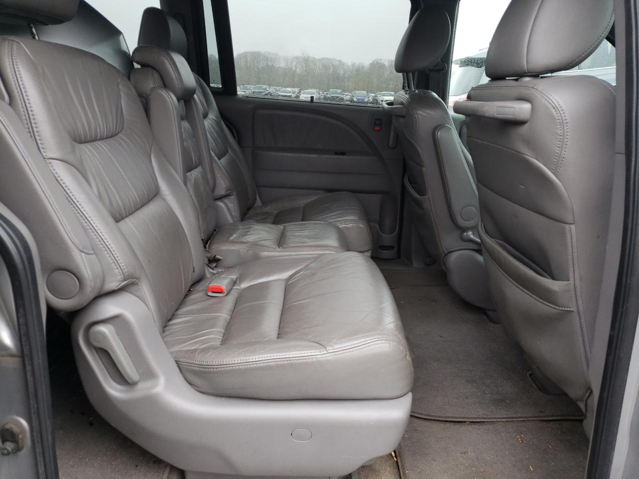 Photo 6 from auction – 2010 HONDA ODYSSEY EX with VIN 5FNRL3H73AB024362