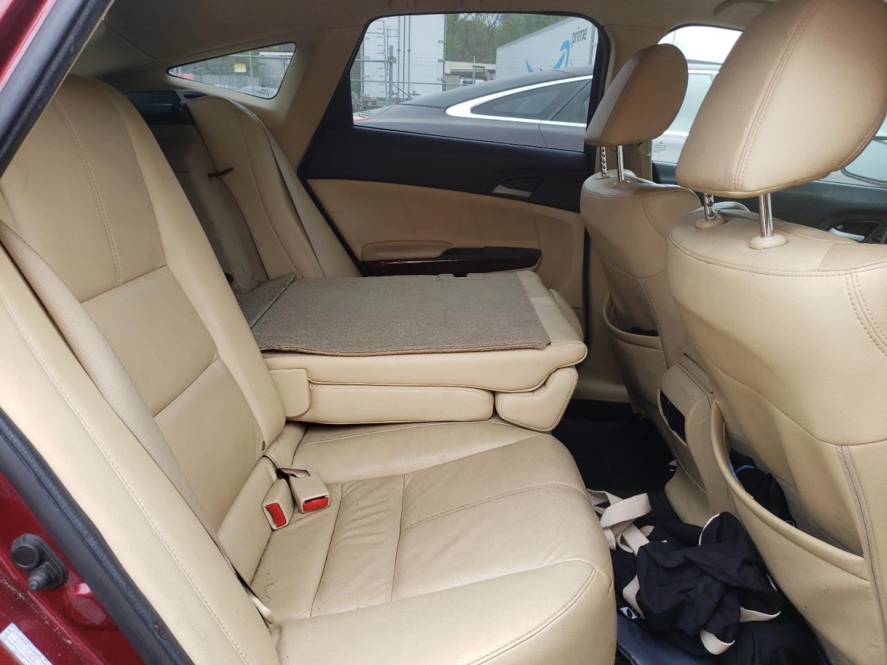 Photo 6 from auction – 2011 HONDA ACCORD CRO with VIN 5J6TF2H54BL000604
