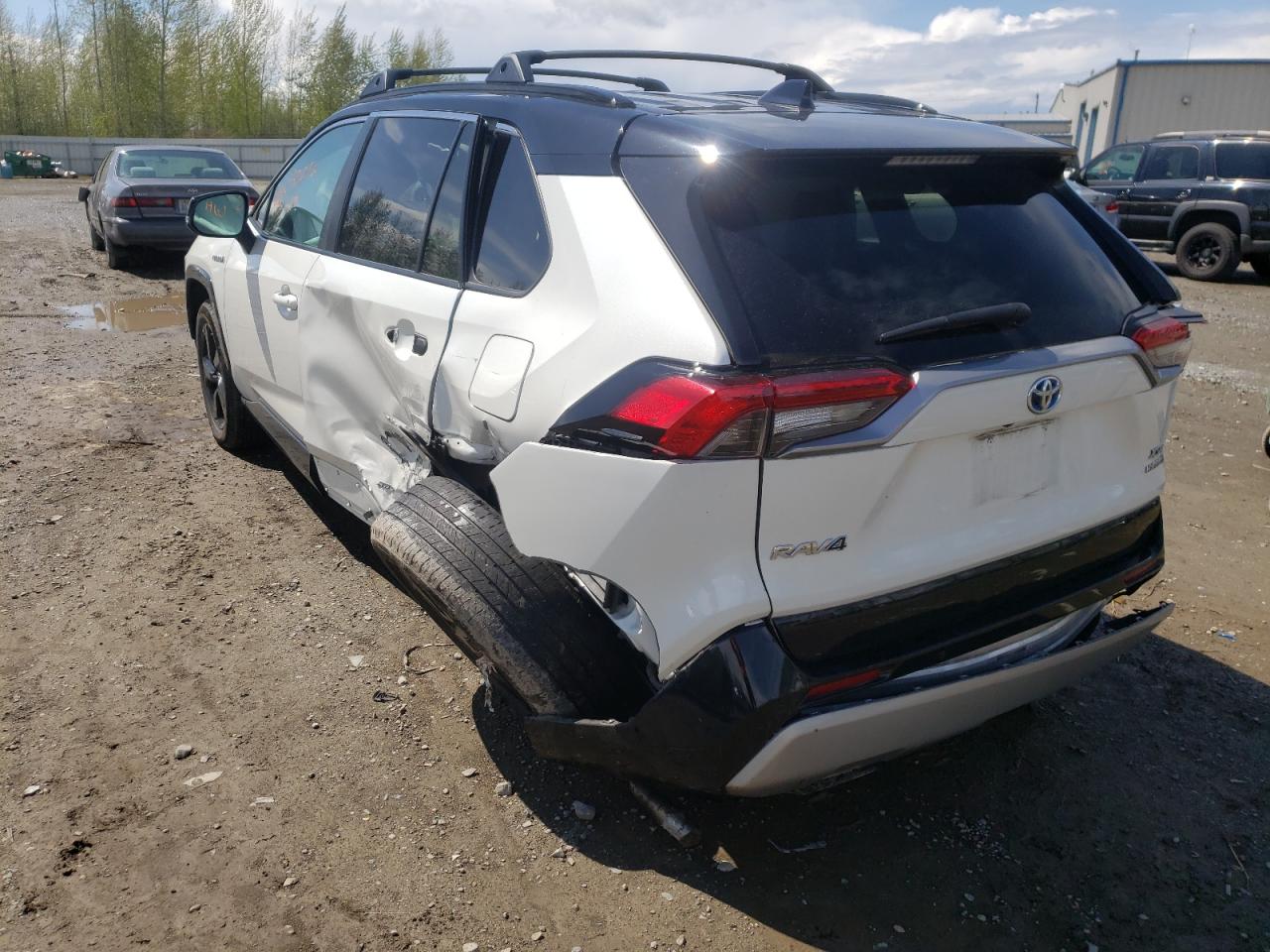 Photo 3 from auction – 2019 TOYOTA RAV4 XSE with VIN 2T3EWRFV8KW013007