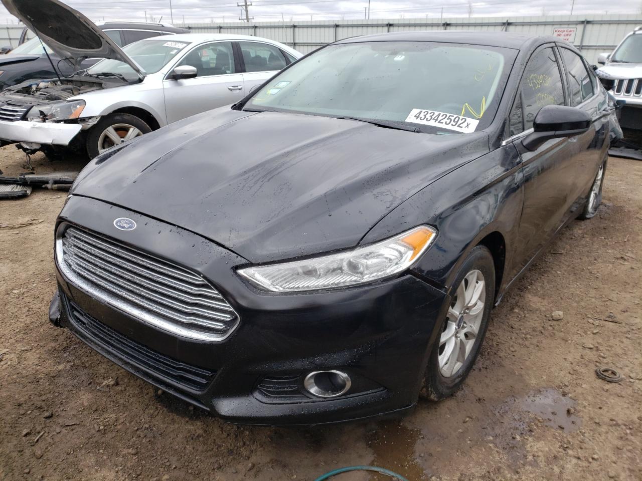 Photo 2 from auction – 2016 FORD FUSION S with VIN 3FA6P0G79GR255805