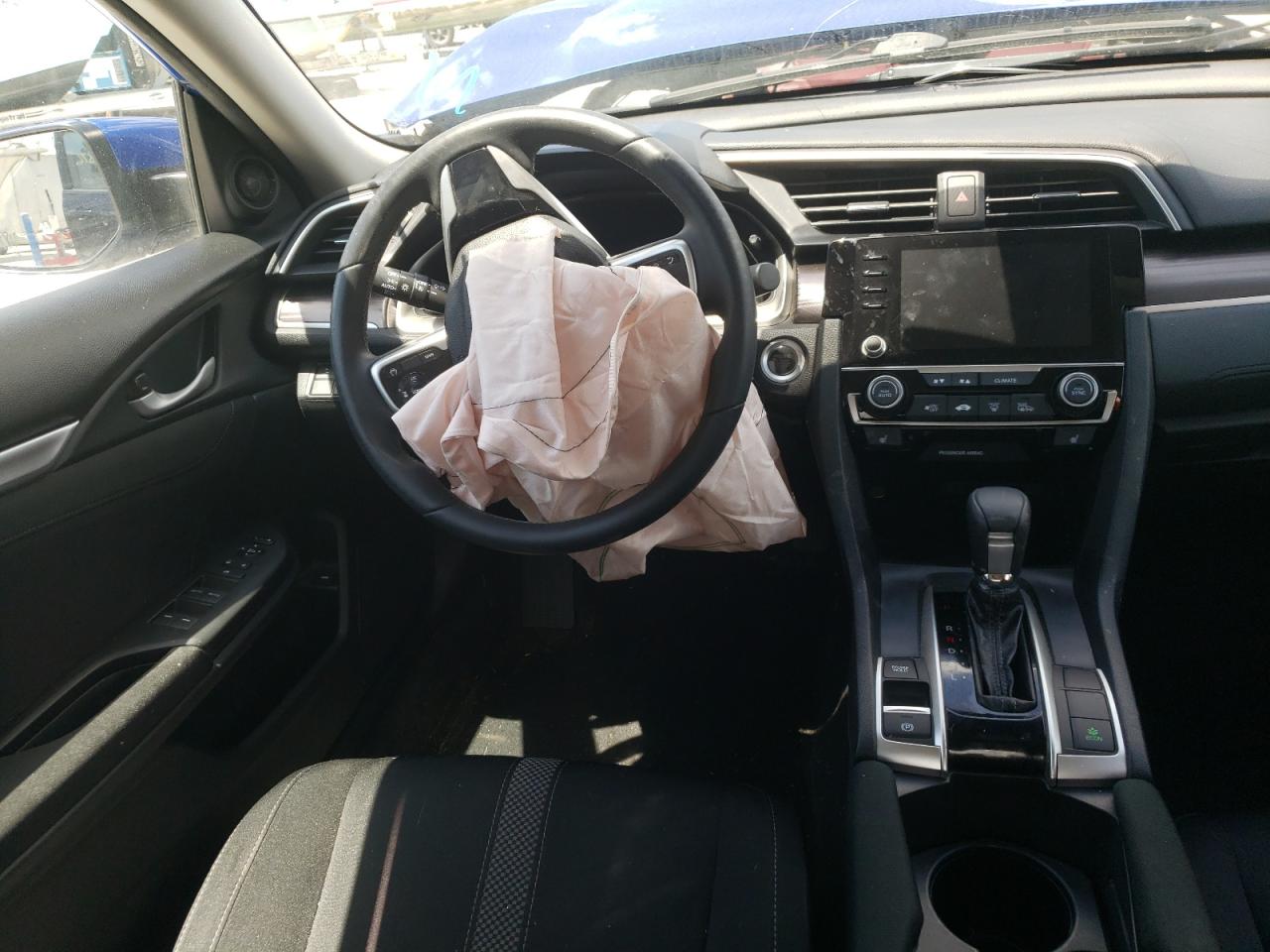 Photo 9 from auction – 2019 HONDA CIVIC EX with VIN 19XFC1F32KE007440