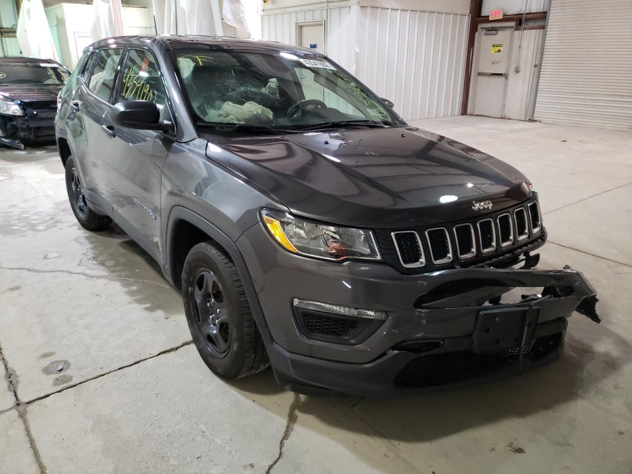 JEEP COMPASS SP 2018 with VIN 3C4NJCAB6JT300621 - Photo from auction