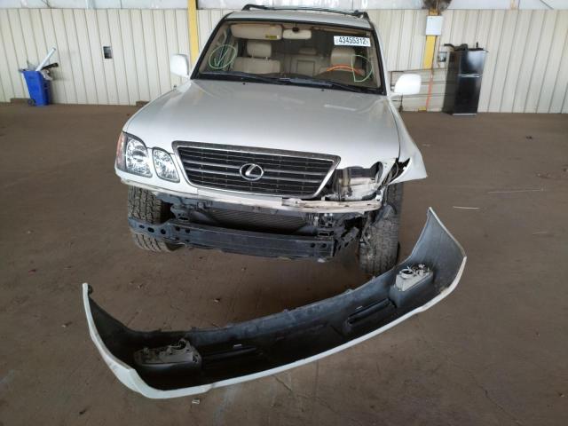 Photo 9 from auction – 2000 LEXUS LX 470 with VIN JT6HT00W4Y0120580