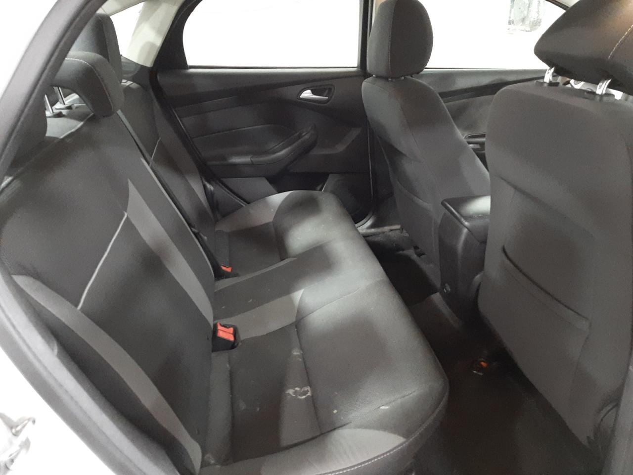 Photo 6 from auction – 2014 FORD FOCUS SE with VIN 1FADP3F2XEL170921