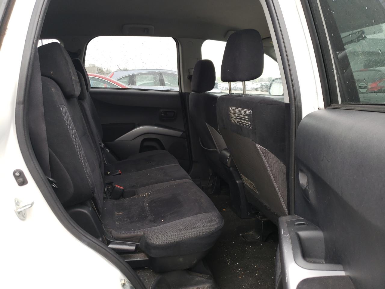 Photo 6 from auction – 2007 MITSUBISHI OUTLANDER with VIN JA4MT41X07U006177