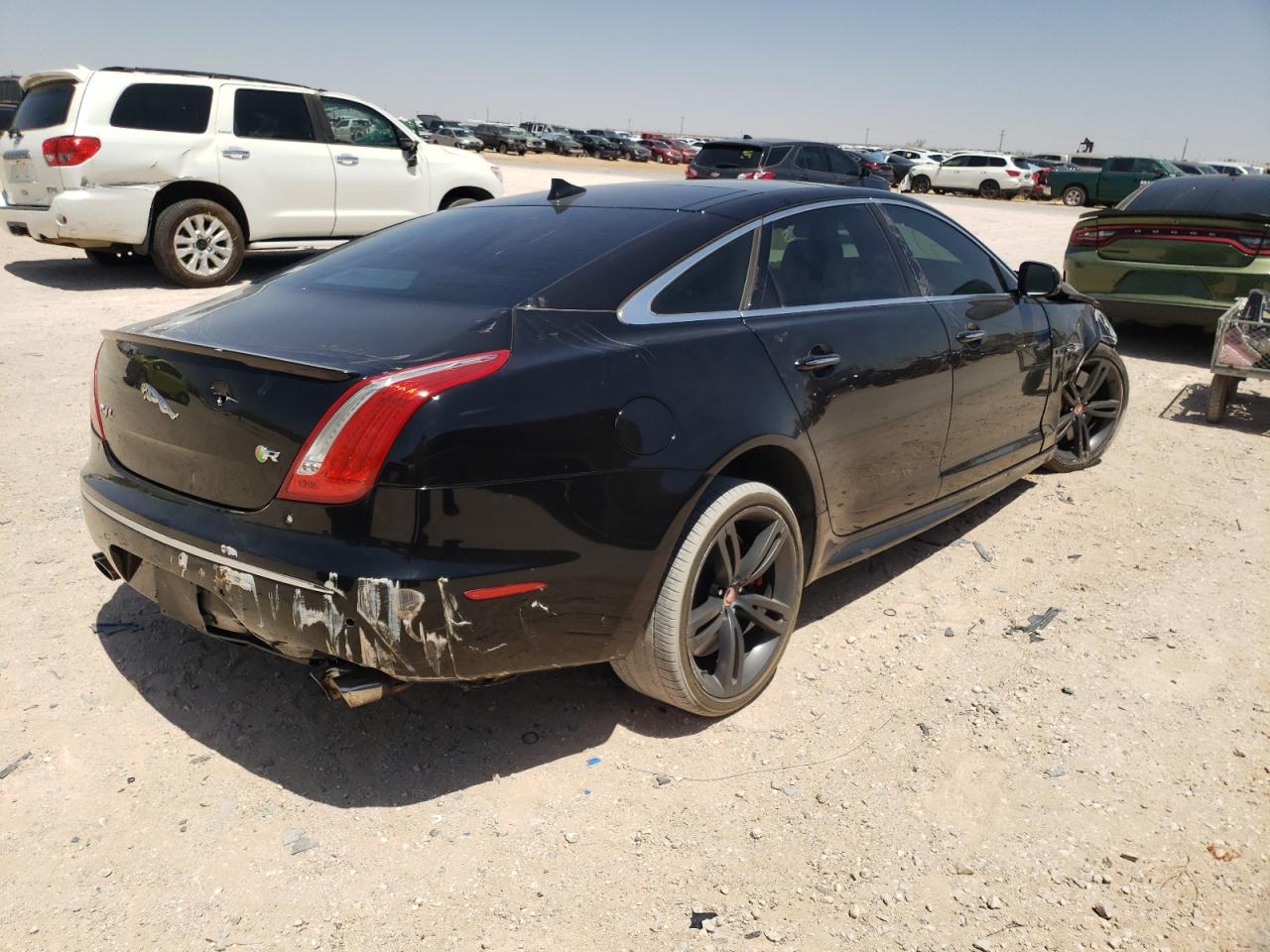Photo 4 from auction – 2014 JAGUAR XJR with VIN SAJWA2EKXEMV58615