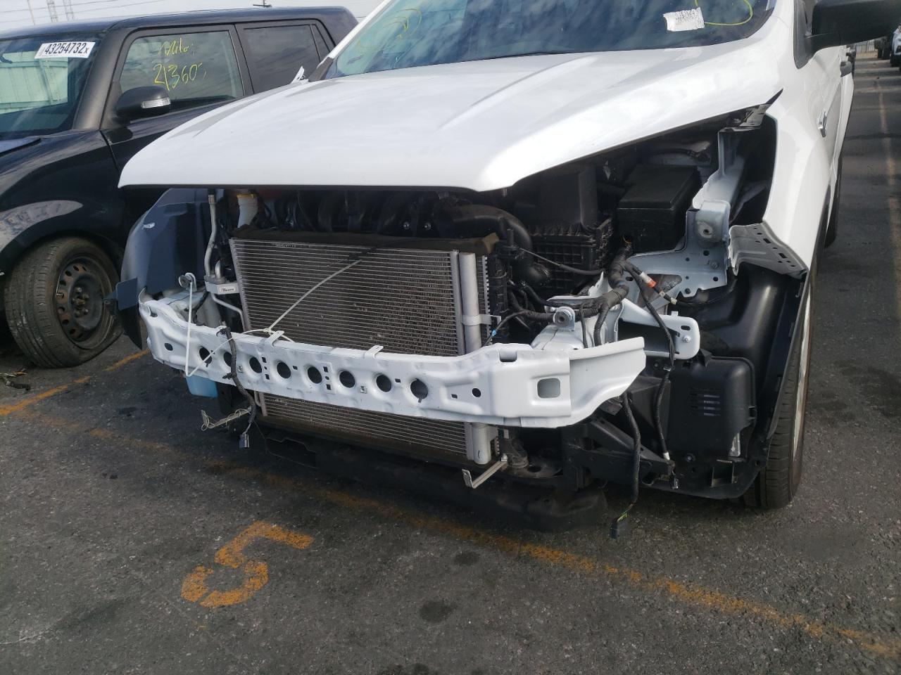 Photo 9 from auction – 2018 FORD ESCAPE S with VIN 1FMCU0F75JUD44905