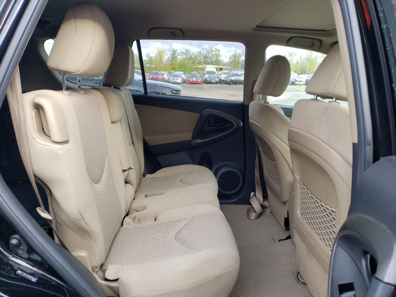 Photo 6 from auction – 2011 TOYOTA RAV4 with VIN 2T3BF4DV2BW160187