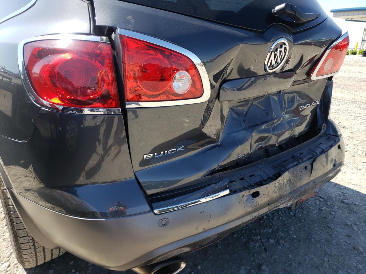 Photo 10 from auction – 2011 BUICK ENCLAVE CX with VIN 5GAKRAED5BJ232754