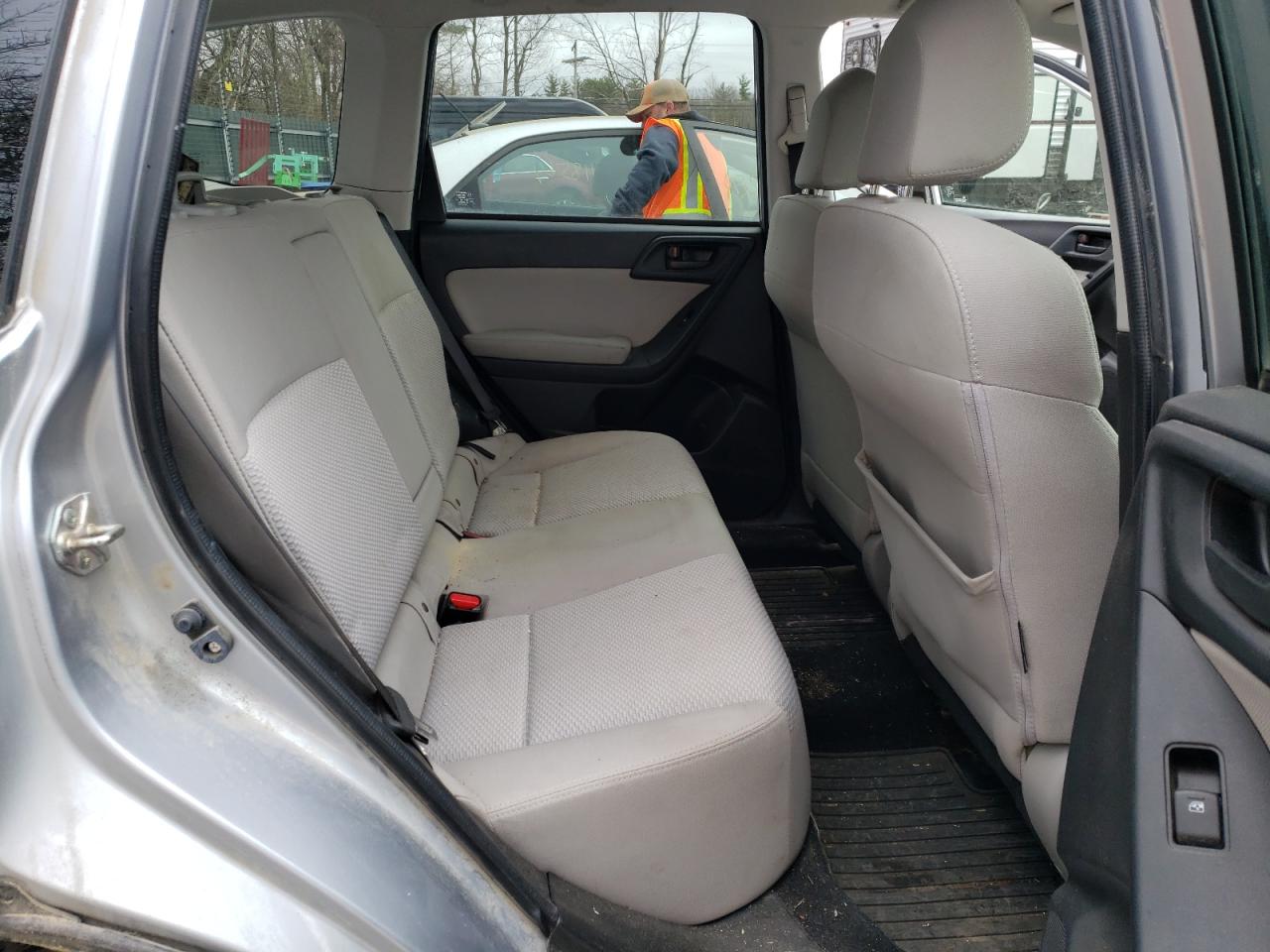 Photo 6 from auction – 2016 SUBARU FORESTER 2 with VIN JF2SJADCXGH495921