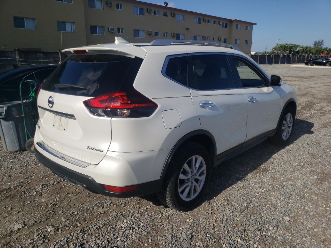 Photo 4 from auction – 2018 NISSAN ROGUE S with VIN KNMAT2MV2JP519251