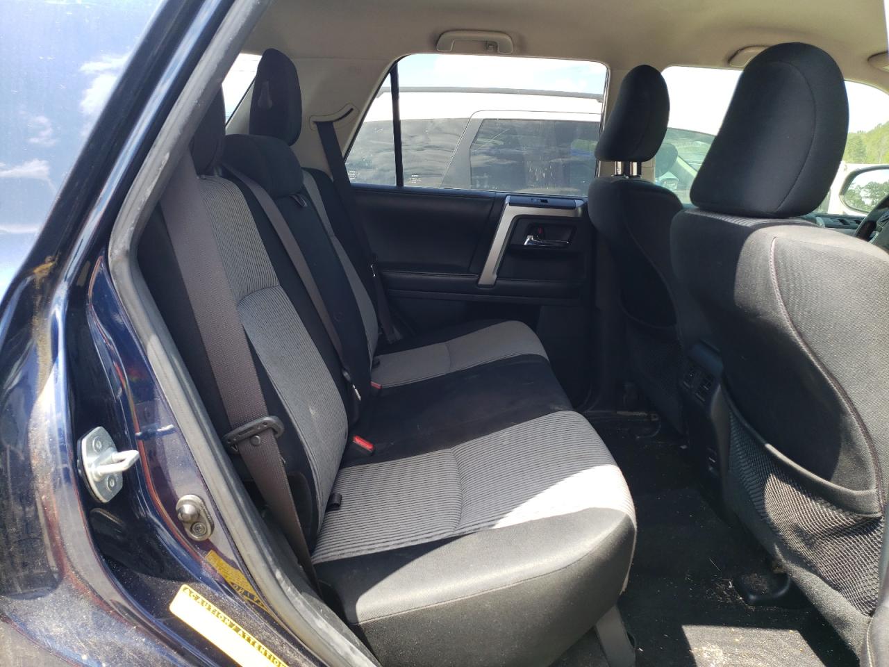 Photo 6 from auction – 2014 TOYOTA 4RUNNER SR with VIN JTEZU5JR1E5065001
