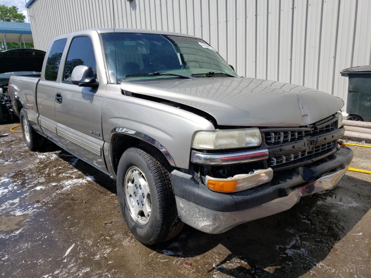 CHEVROLET SILVRDO LT 2000 with VIN 2GCEC19T5Y1130792 - Photo from auction