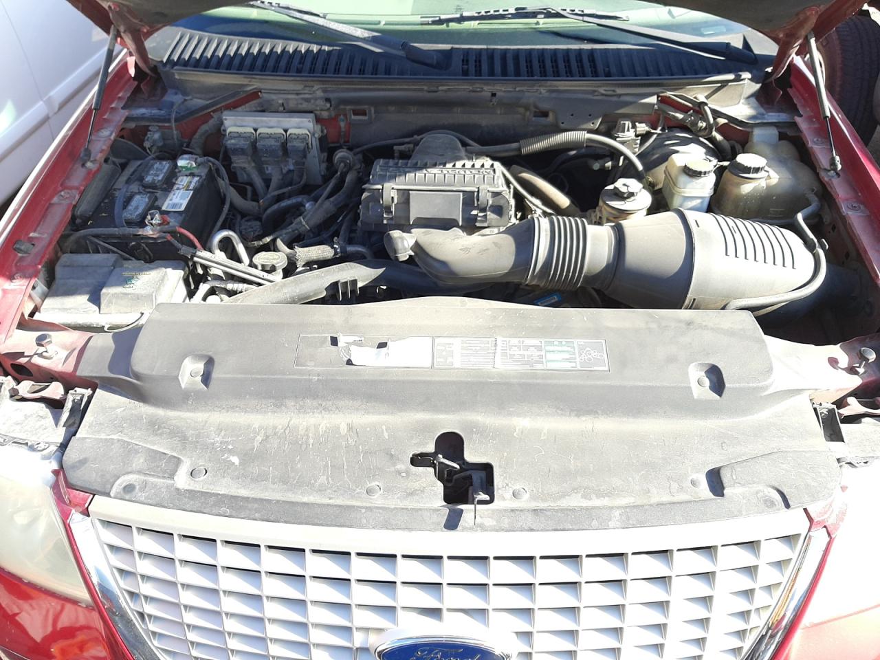 Photo 7 from auction – 2005 FORD EXPEDITION with VIN 1FMFU185X5LA40558
