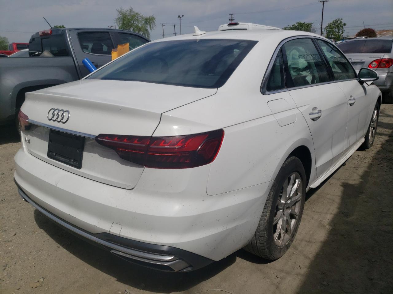 Foto 4 de la subasta – 2020 AUDI A4 PREMIUM con VIN WAUGMAF49LA040155