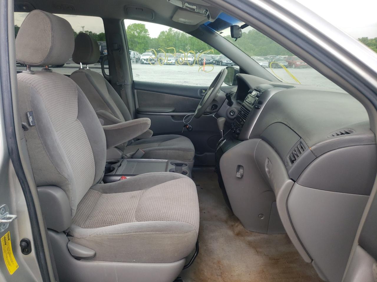 Photo 5 from auction – 2006 TOYOTA SIENNA CE with VIN 5TDZA23C06S513356