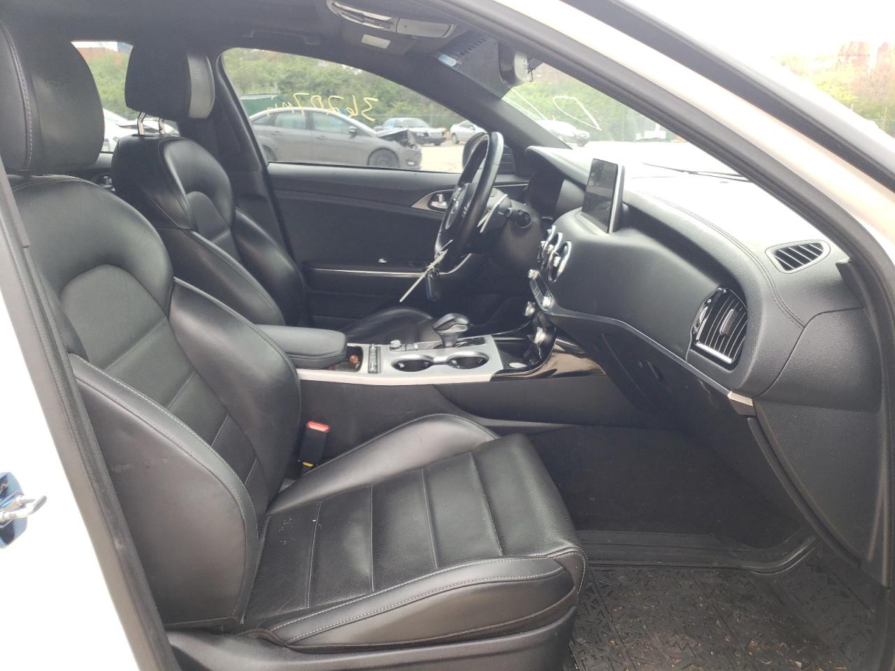 Photo 5 from auction – 2019 KIA STINGER GT with VIN KNAE55LC2K6060014