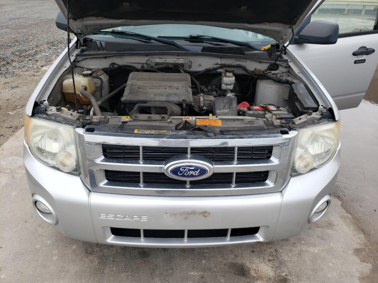 Photo 7 from auction – 2010 FORD ESCAPE XLT with VIN 1FMCU0DG8AKB53042