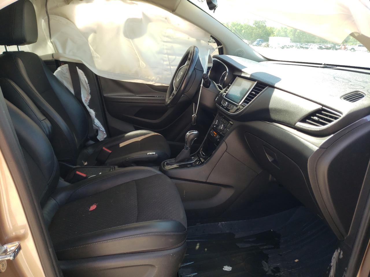 Photo 5 from auction – 2018 BUICK ENCORE PRE with VIN KL4CJASB6JB687581