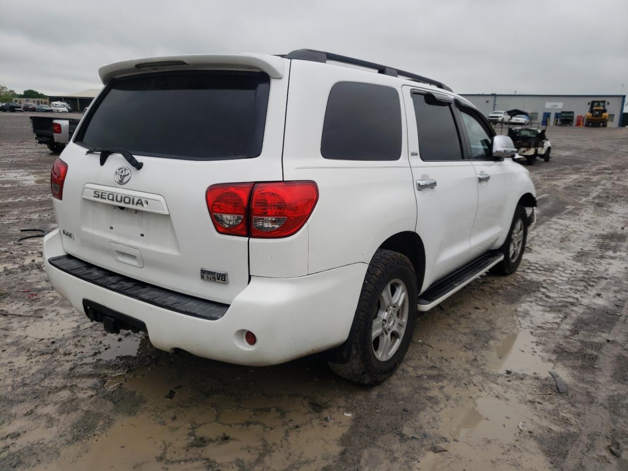 Photo 4 from auction – 2008 TOYOTA SEQUOIA with VIN 5TDBY64A58S004299