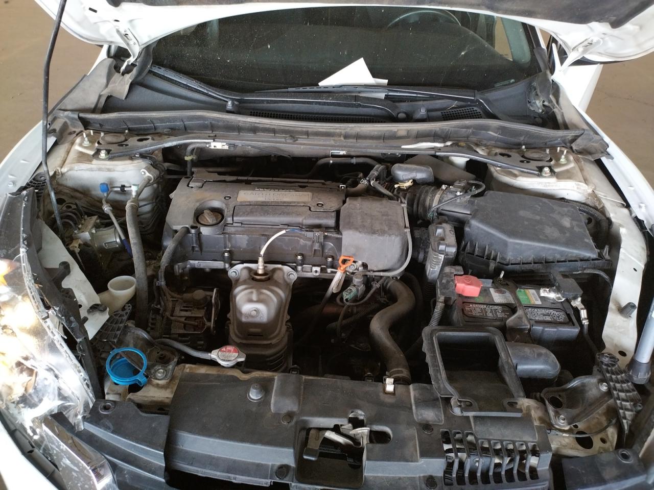 Photo 7 from auction – 2014 HONDA ACCORD SPO with VIN 1HGCR2F53EA093682