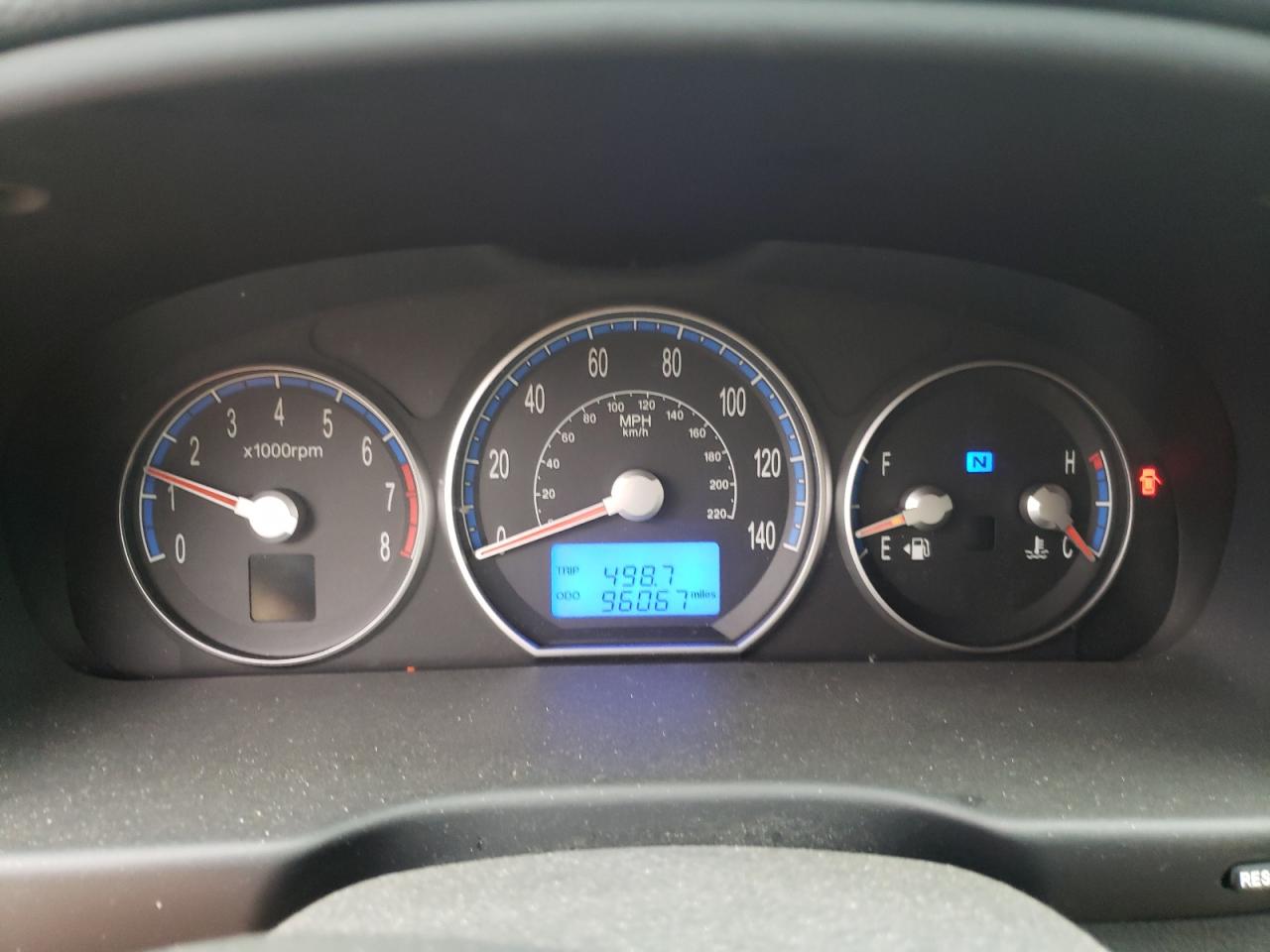 Photo 8 from auction – 2007 HYUNDAI SANTA FE G with VIN 5NMSG13D57H121402