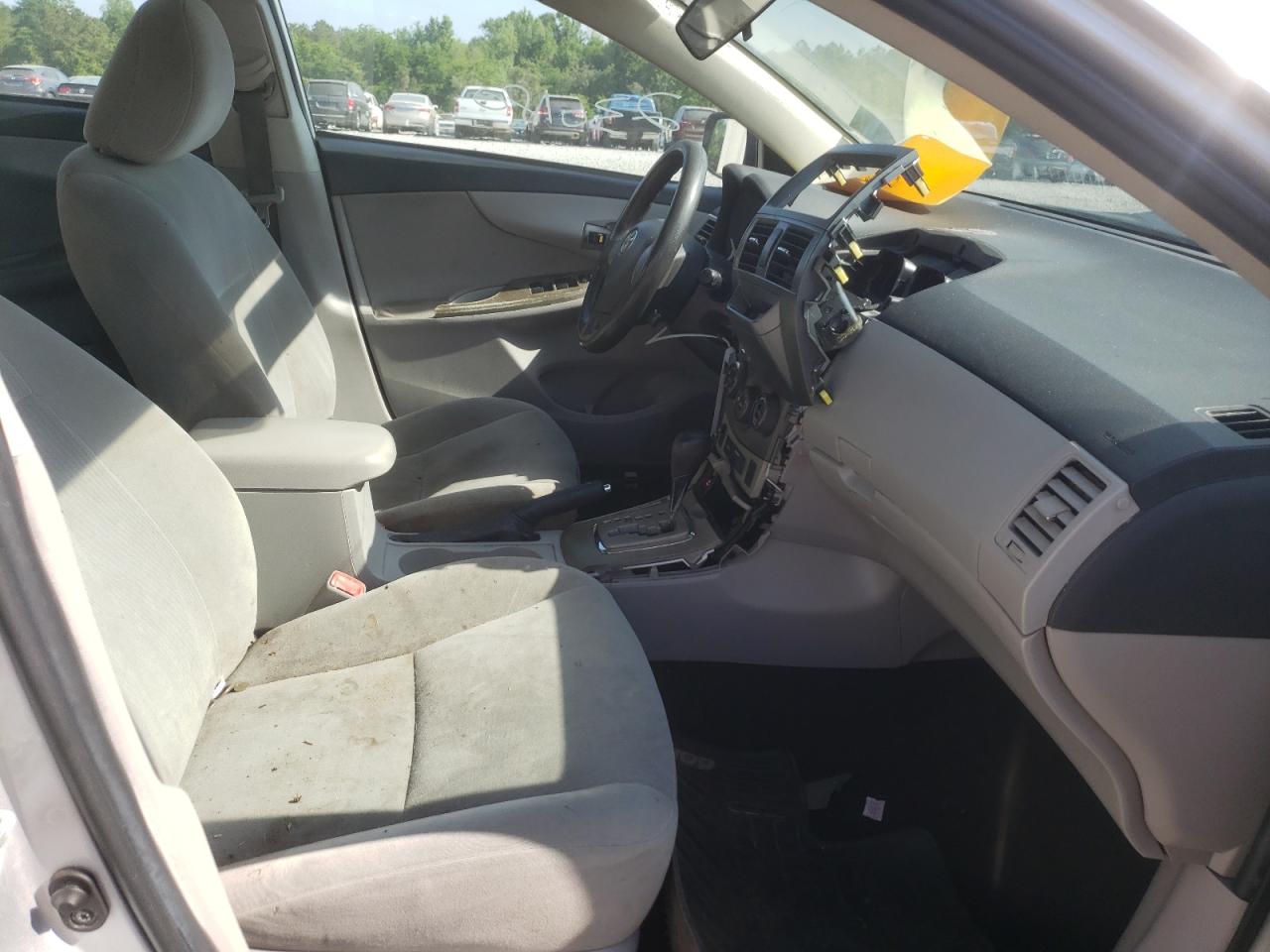Photo 5 from auction – 2012 TOYOTA COROLLA with VIN 2T1BU4EE7CC793803