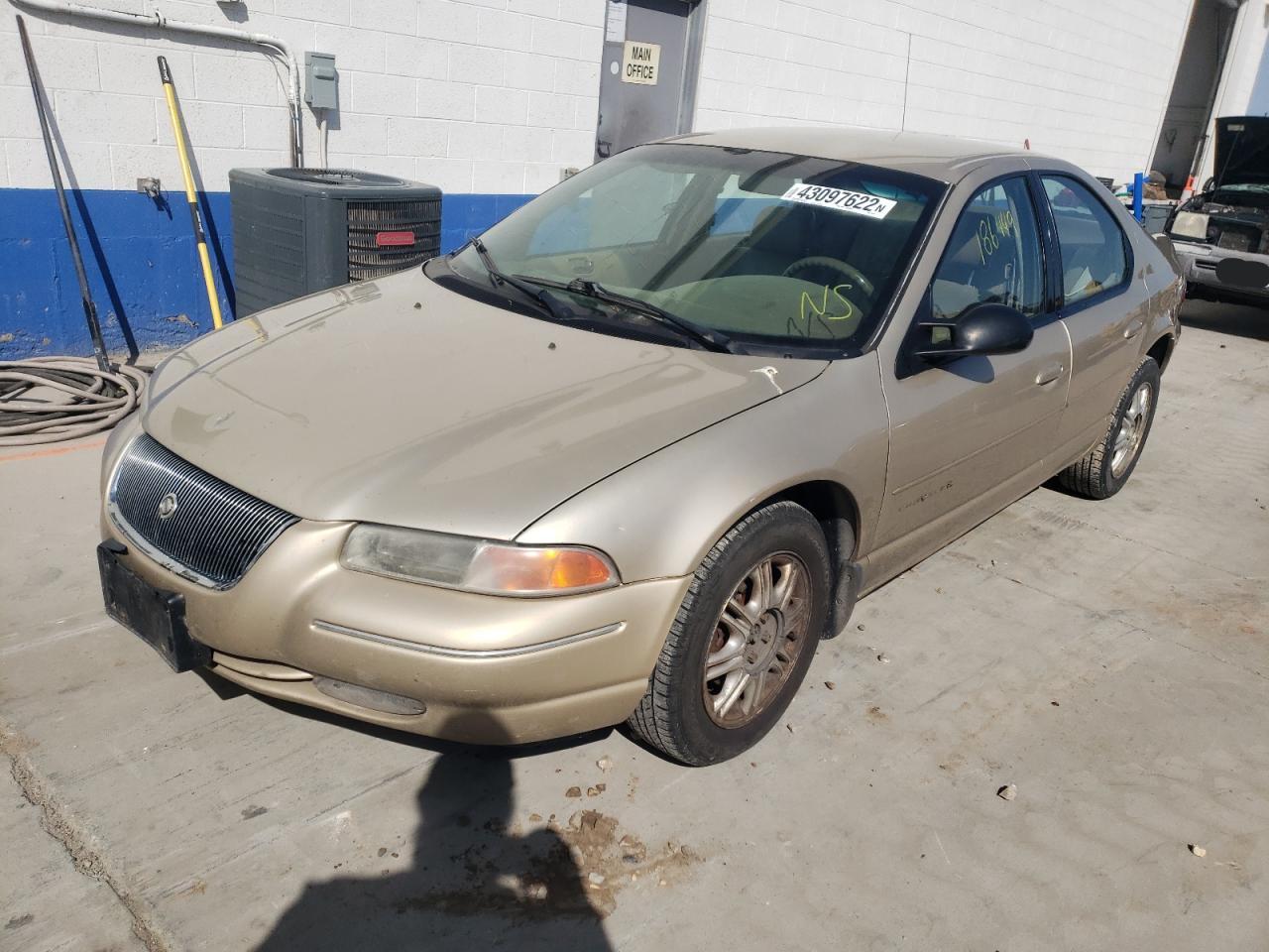 Photo 2 from auction – 1998 CHRYSLER CIRRUS LXI with VIN 1C3EJ56H1WN162541