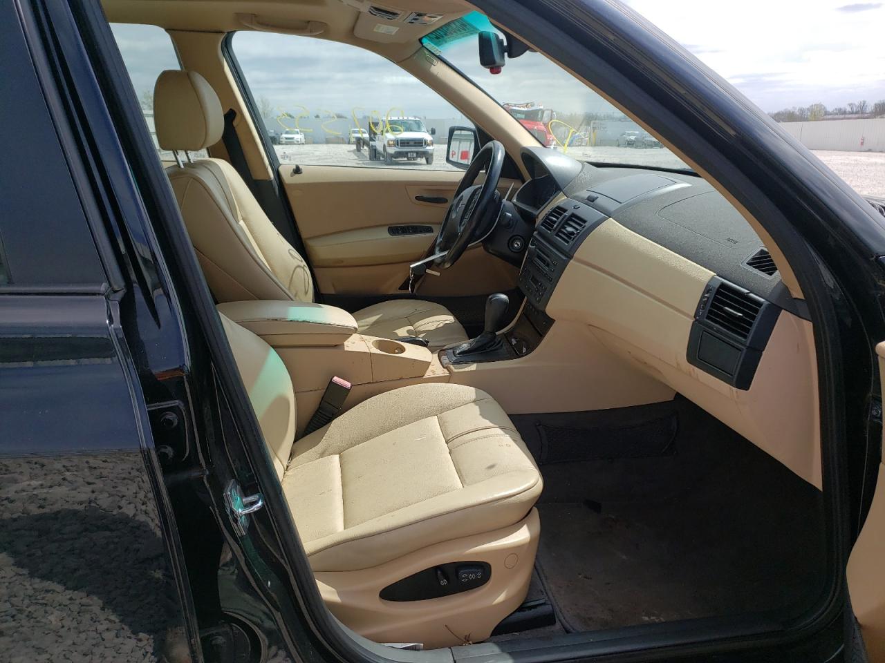 Photo 5 from auction – 2004 BMW X3 with VIN WBXPA73414WC44283