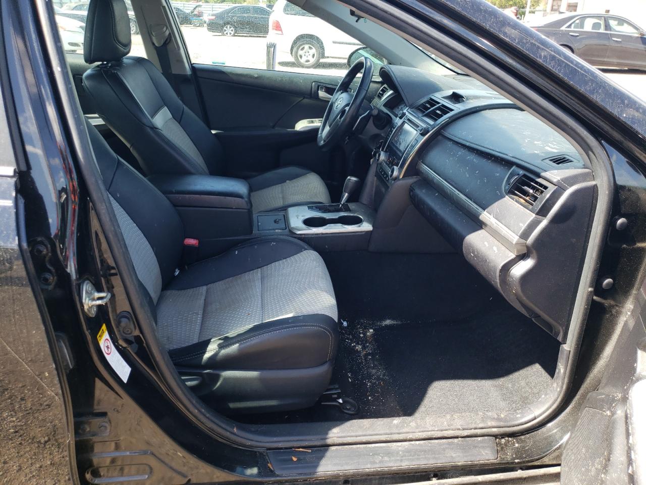 Photo 5 from auction – 2014 TOYOTA CAMRY L with VIN 4T1BF1FK0EU305659