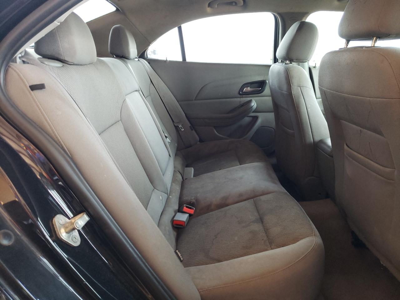 Photo 6 from auction – 2015 CHEVROLET MALIBU LS with VIN 1G11A5SL4FF123644