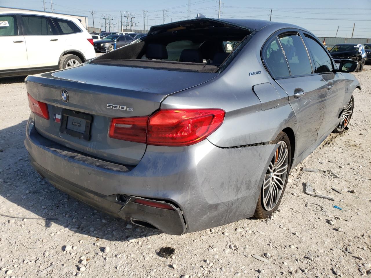 Photo 4 from auction – 2018 BMW 530E with VIN WBAJA9C58JB033604