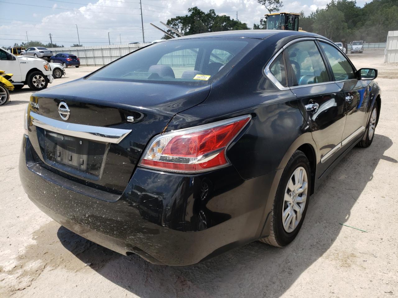 Photo 4 from auction – 2015 NISSAN ALTIMA 2.5 with VIN 1N4AL3APXFC464466