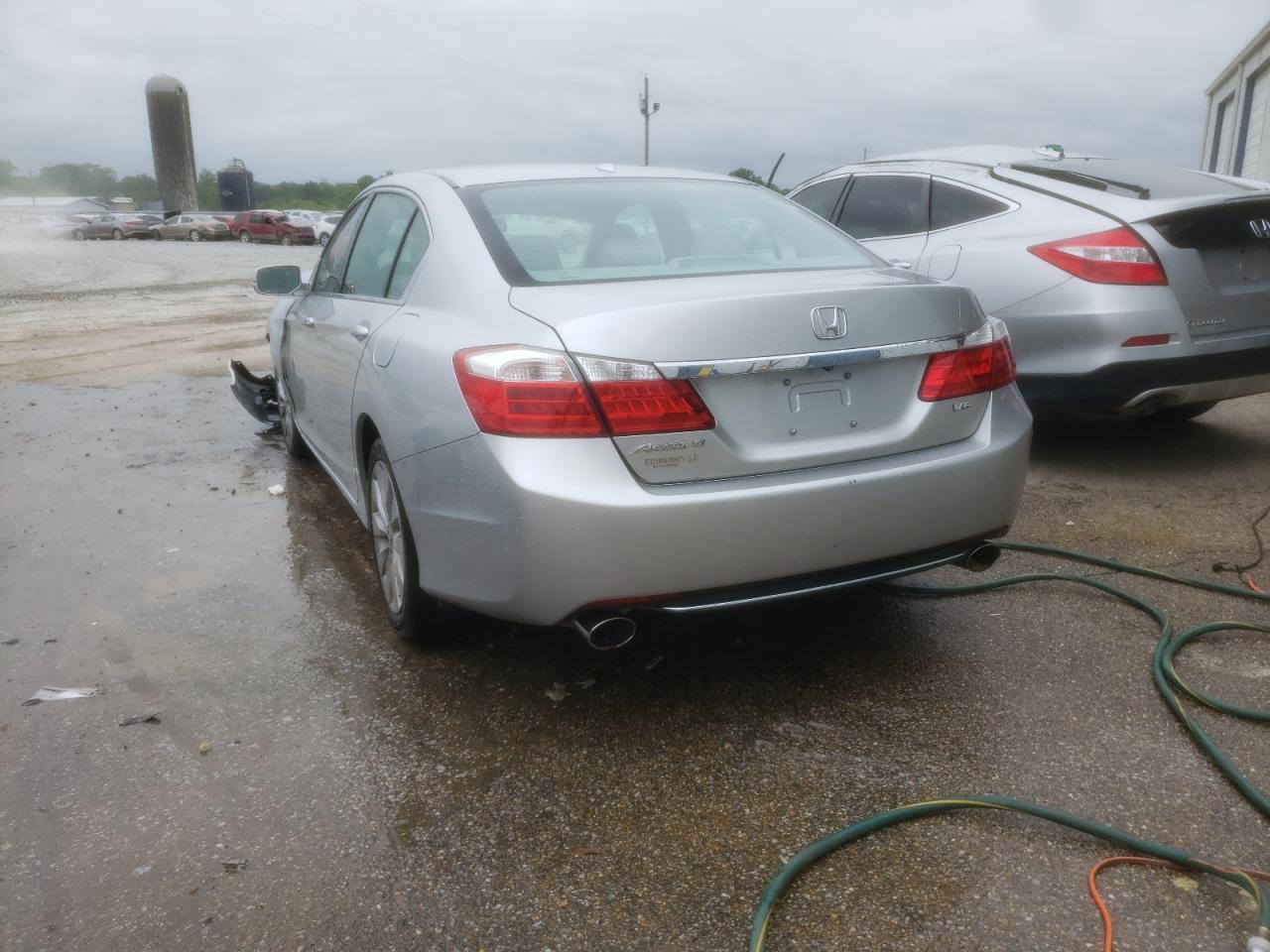 Photo 3 from auction – 2015 HONDA ACCORD EXL with VIN 1HGCR3F83FA011273