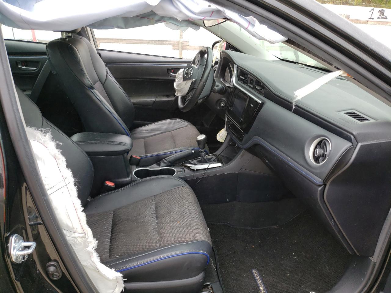 Photo 5 from auction – 2017 TOYOTA COROLLA L with VIN 2T1BURHE4HC807091