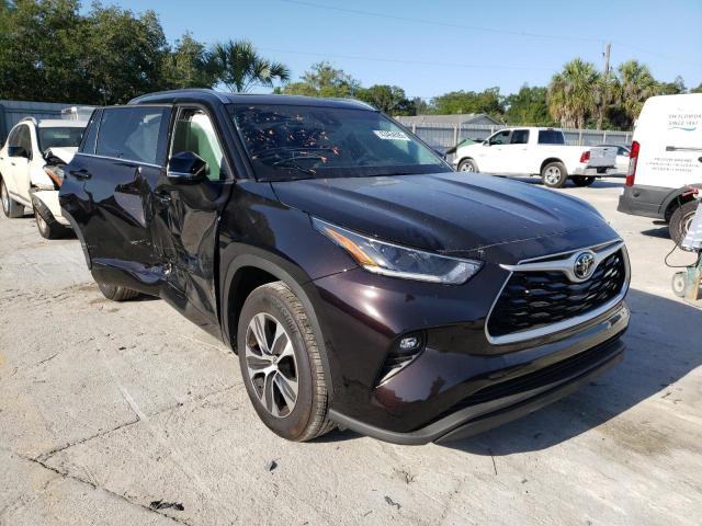 TOYOTA HIGHLANDER 2021 with VIN 5TDGZRAH7MS087881 - Photo from auction