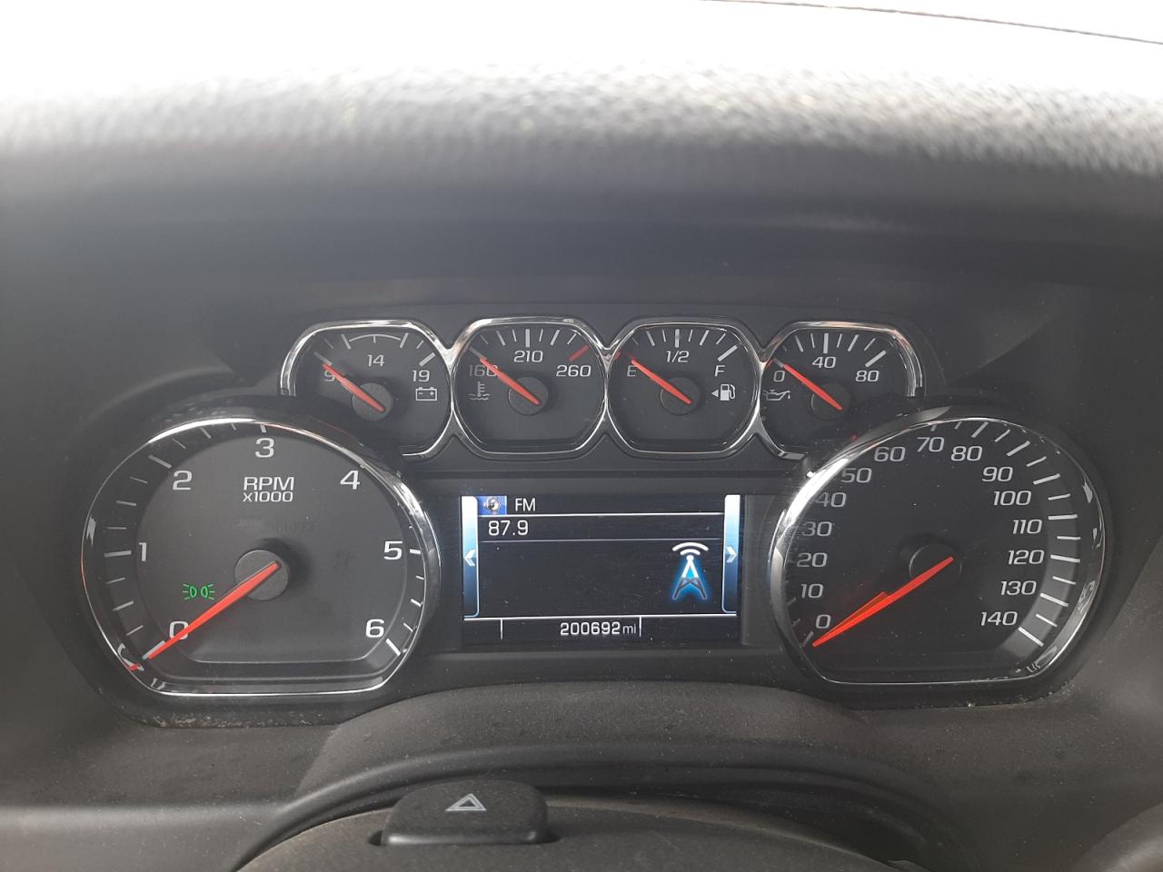 Photo 8 from auction – 2015 CHEVROLET SUBURBAN C with VIN 1GNSCJKCXFR118341