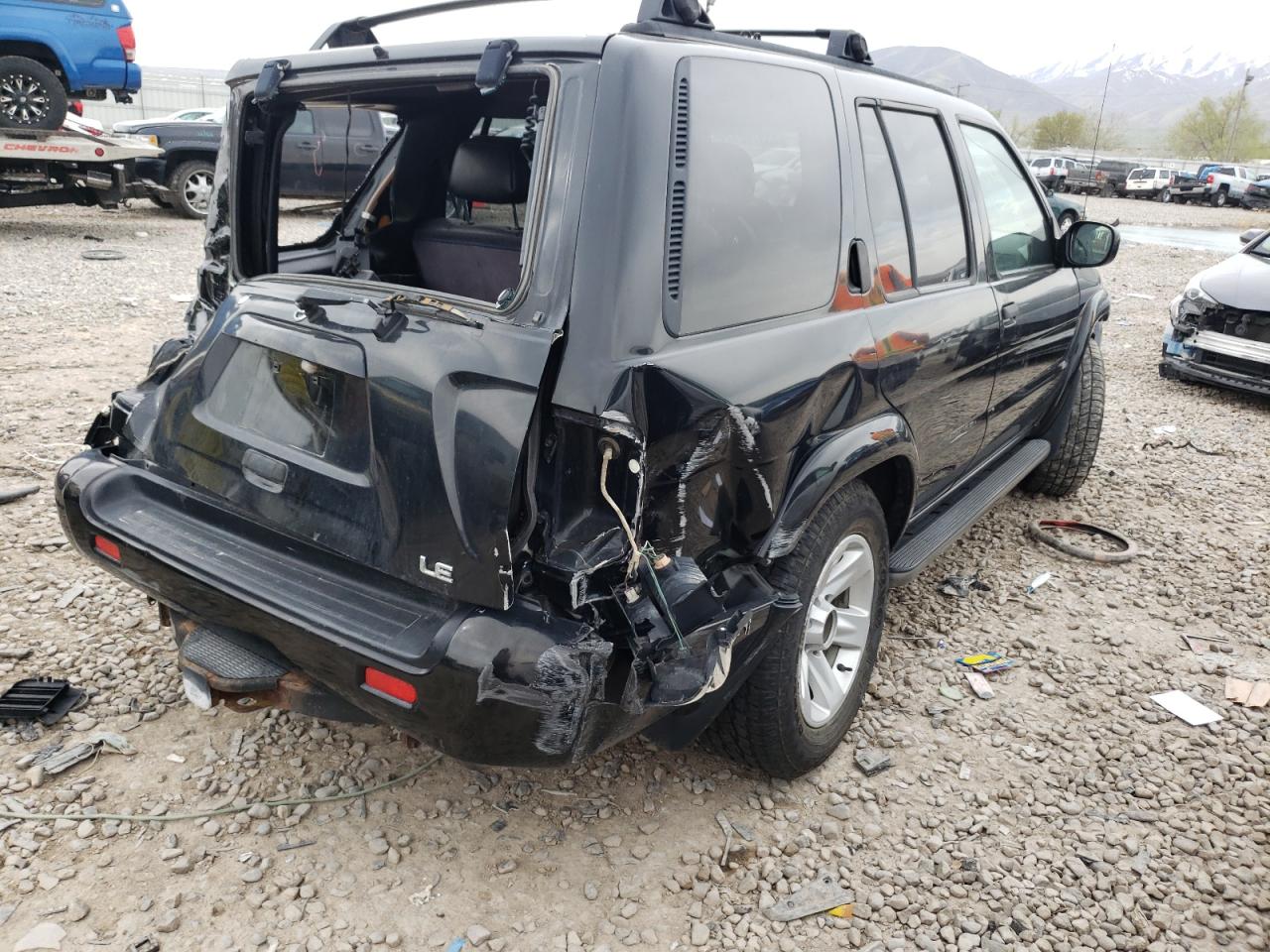 Photo 4 from auction – 2002 NISSAN PATHFINDER with VIN JN8DR09Y62W709505